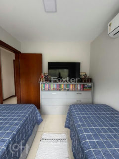Image 19 - 1022104