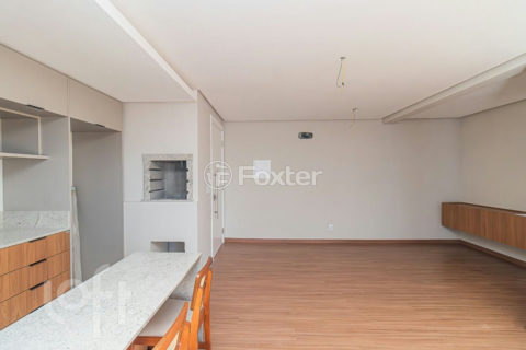Image 6 - 1022217