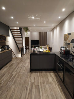Image 3 - 1022542
