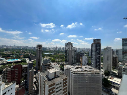 Image 17 - 1022681