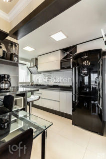 Image 9 - 1022700
