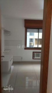 Image 30 - 1022726