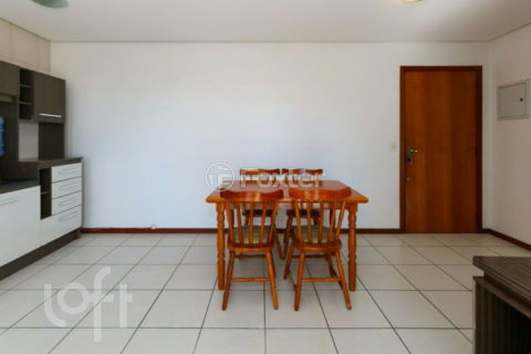 Image 4 - 1022739