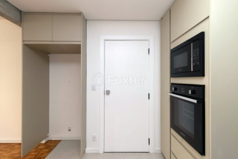 Image 10 - 1022775