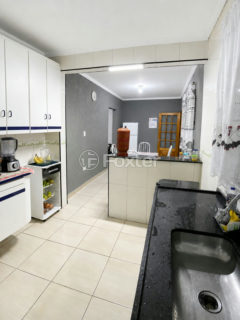 Image 6 - 1022886