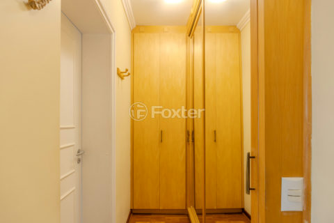 Image 44 - 1022901