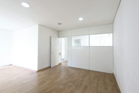 Image 34 - 1023007