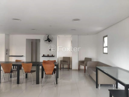 Image 32 - 1023056
