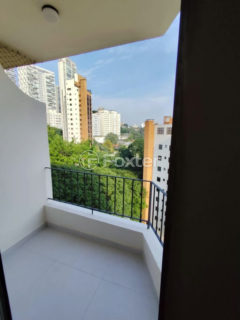Image 5 - 1023056