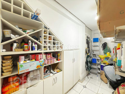 Image 34 - 1023156
