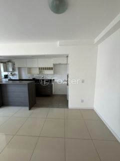 Image 4 - 1023203