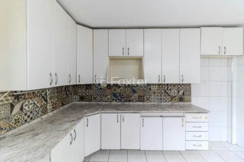 Image 22 - 1023254