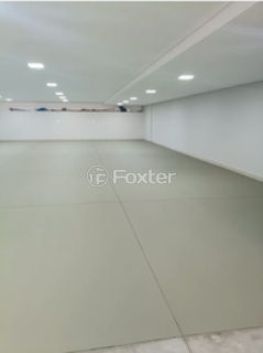 Image 20 - 1023258