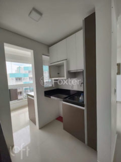 Image 4 - 1023317