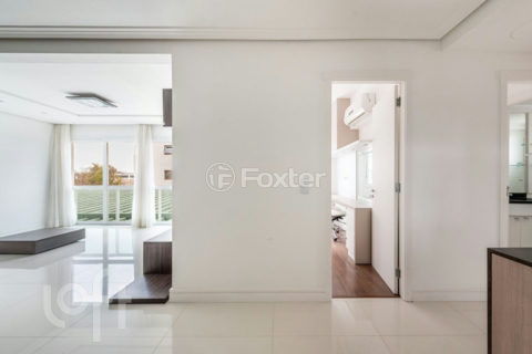 Image 5 - 1023403
