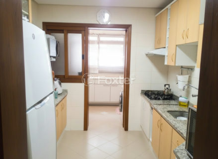 Image 8 - 1023411
