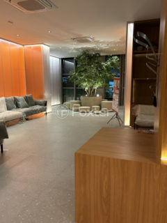 Image 1 - 1023433