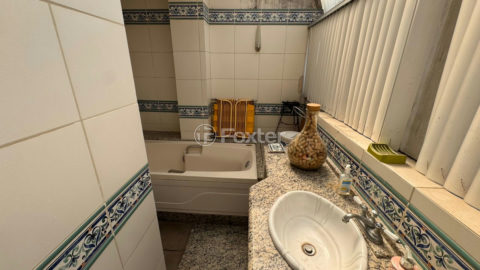 Image 9 - 1023479