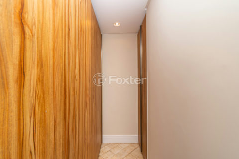 Image 9 - 1023483