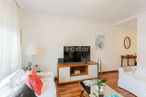 Image 4 - 1023642