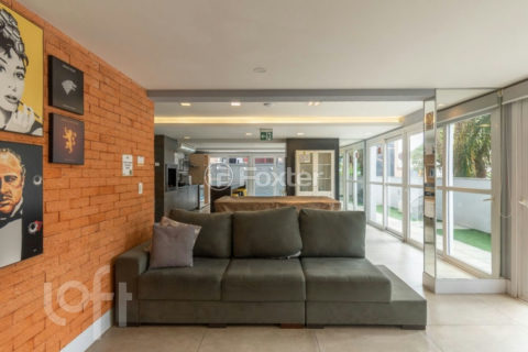 Image 28 - 1023656