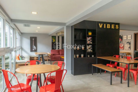 Image 38 - 1023656