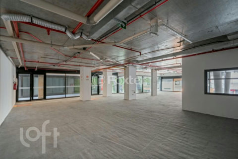 Image 33 - 1023677