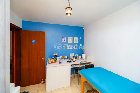 Image 7 - 1023696