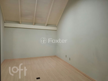 Image 20 - 1023717