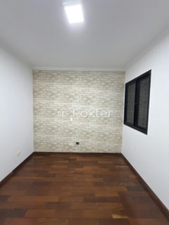 Image 8 - 1023846