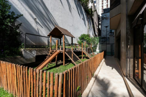 Image 15 - 1024027