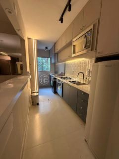 Image 3 - 1024051