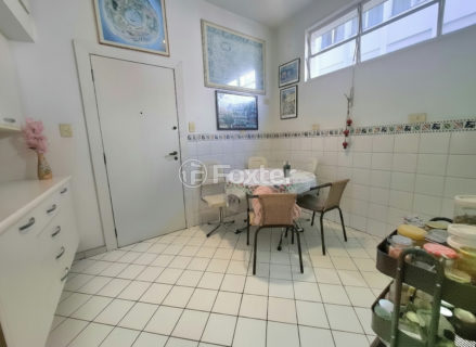 Image 7 - 1024079