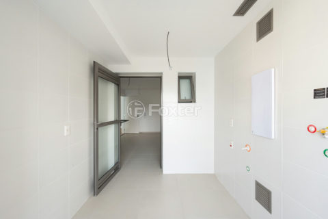 Image 42 - 1024133