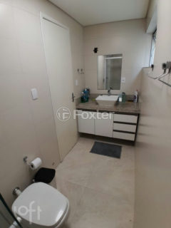 Image 33 - 1024211
