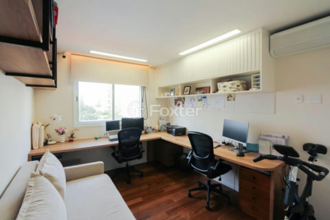 Image 35 - 1024216