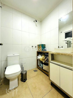 Image 9 - 1024422