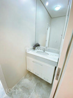 Image 30 - 1024435