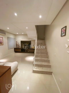 Image 7 - 1024435