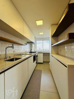 Image 11 - 1024800