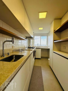 Image 21 - 1024800