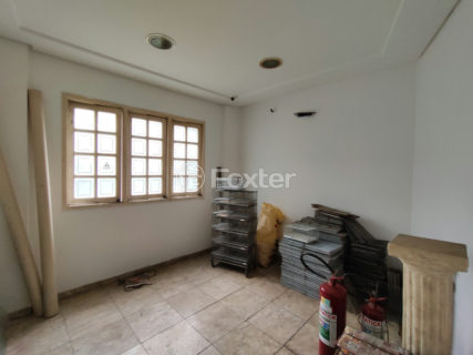 Image 30 - 1024855