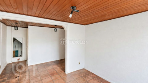 Image 34 - 1025154