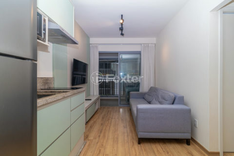 Image 7 - 1025185