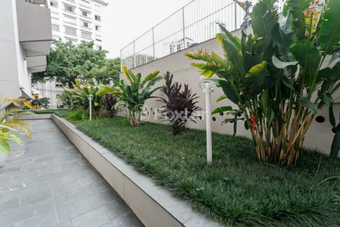 Image 13 - 1025540
