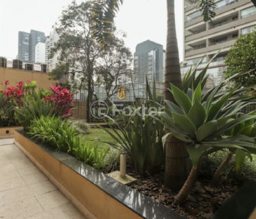 Image 1 - 1028415