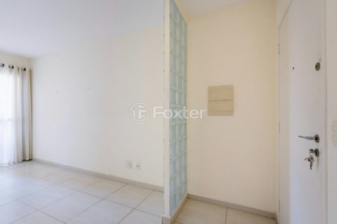 Image 1 - 1028763