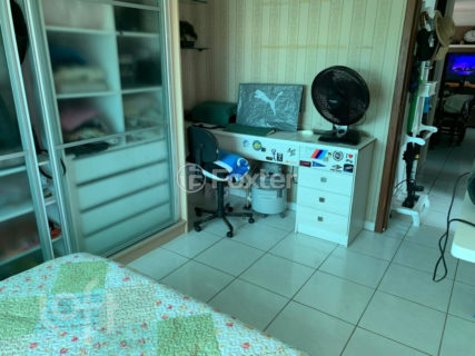 Image 1 - 1029821