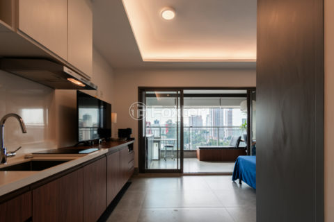 Image 1 - 1030796