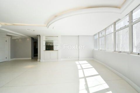 Image 1 - 1032781